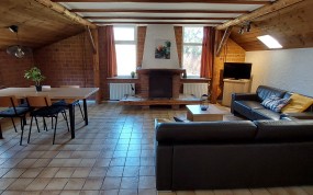 Woonkamer boerderij.jpg