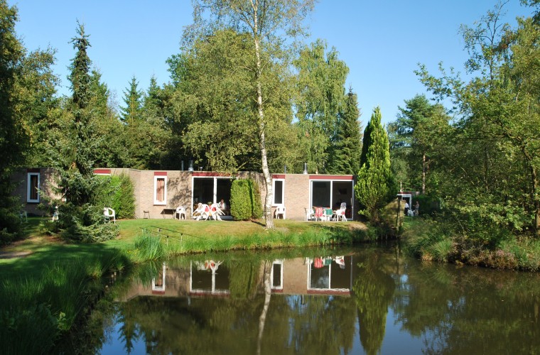 adelhof bungalow Drenthe.jpg